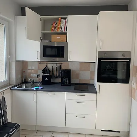 Lovely * 호헨노이엔도르프